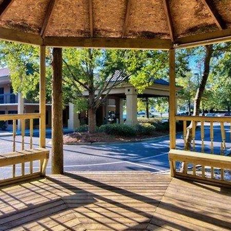Clarion Inn & Suites Aiken South מראה חיצוני תמונה