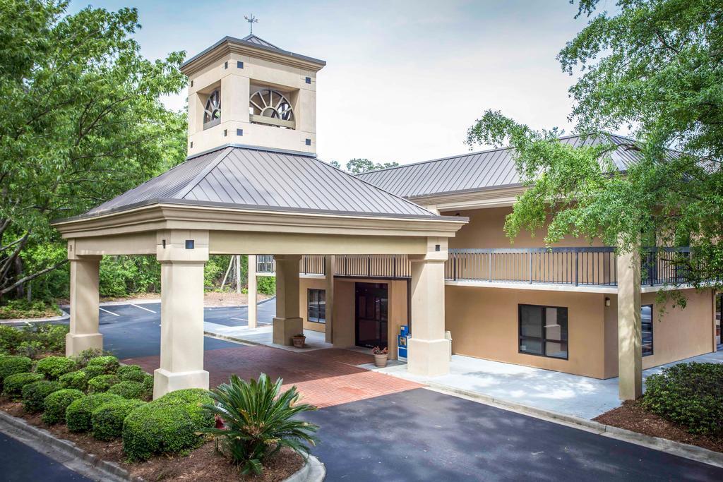 Clarion Inn & Suites Aiken South מראה חיצוני תמונה