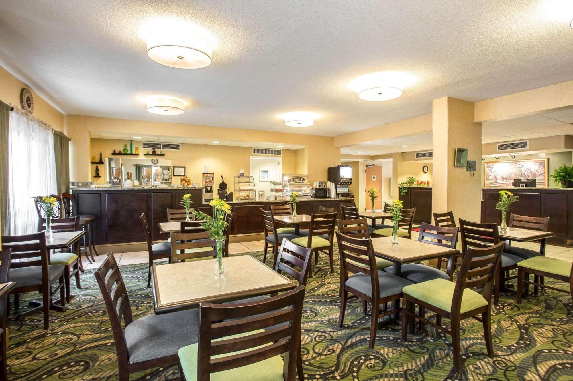 Clarion Inn & Suites Aiken South מראה חיצוני תמונה