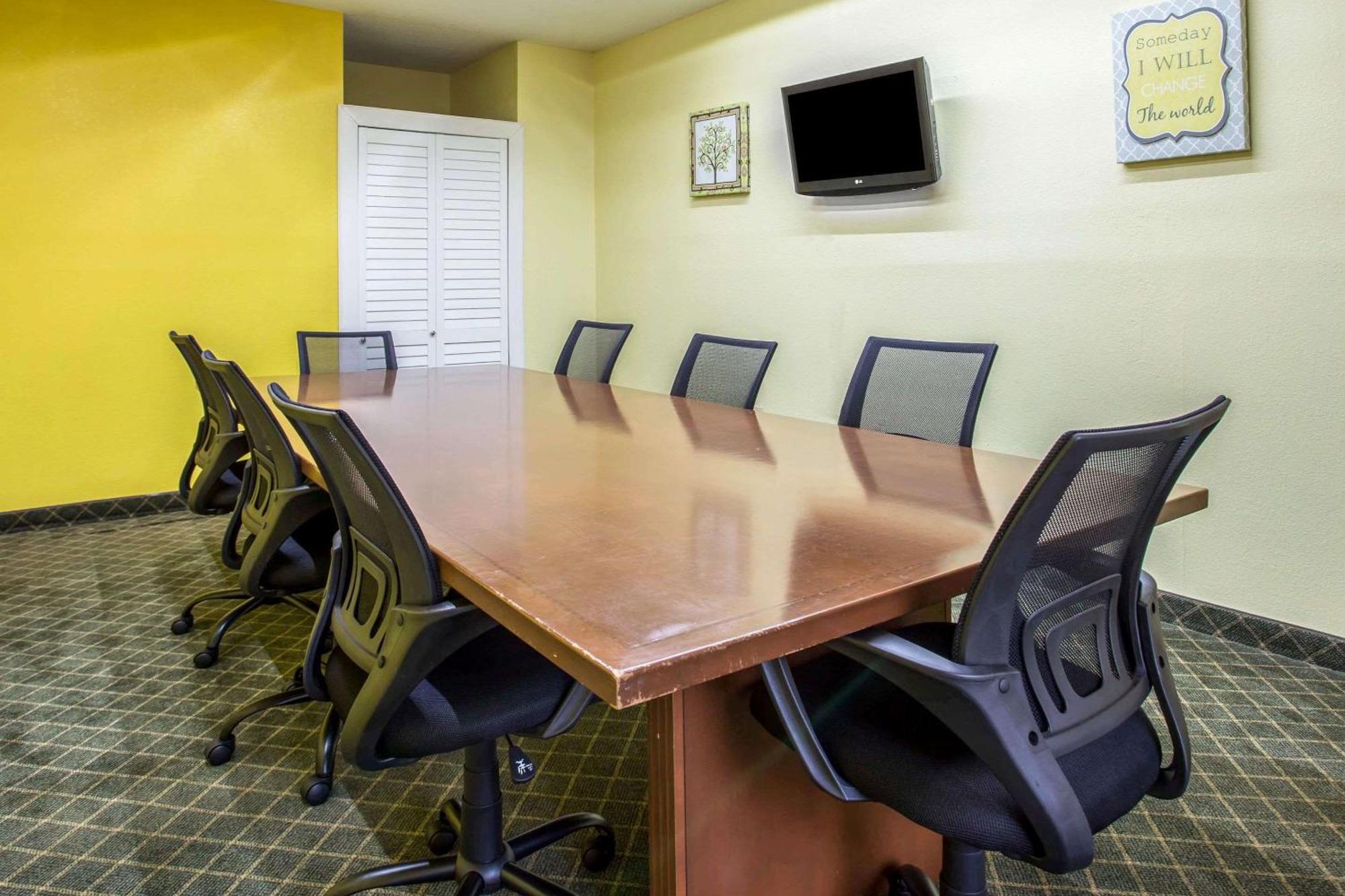 Clarion Inn & Suites Aiken South מראה חיצוני תמונה