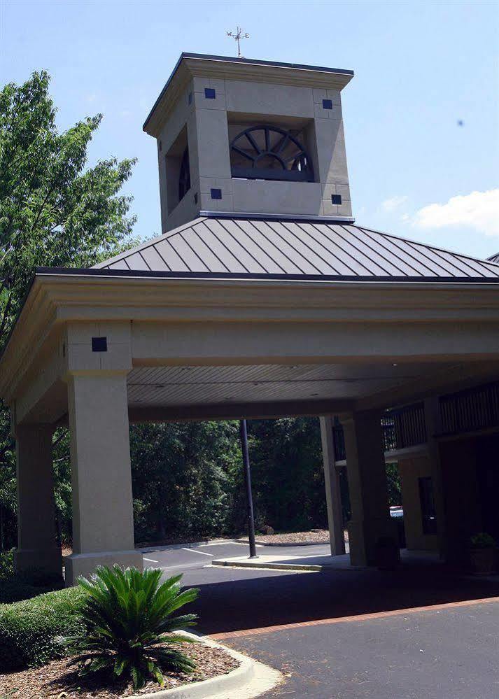 Clarion Inn & Suites Aiken South מראה חיצוני תמונה